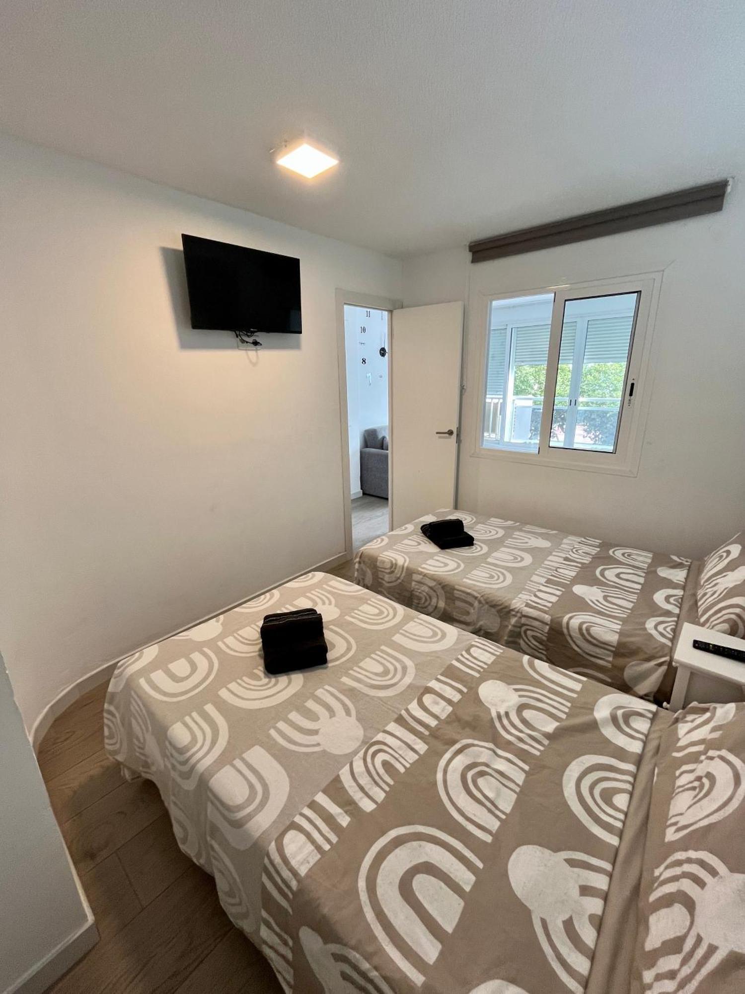 Ducado 41 Playa Apartment เบนิดอร์ม ภายนอก รูปภาพ