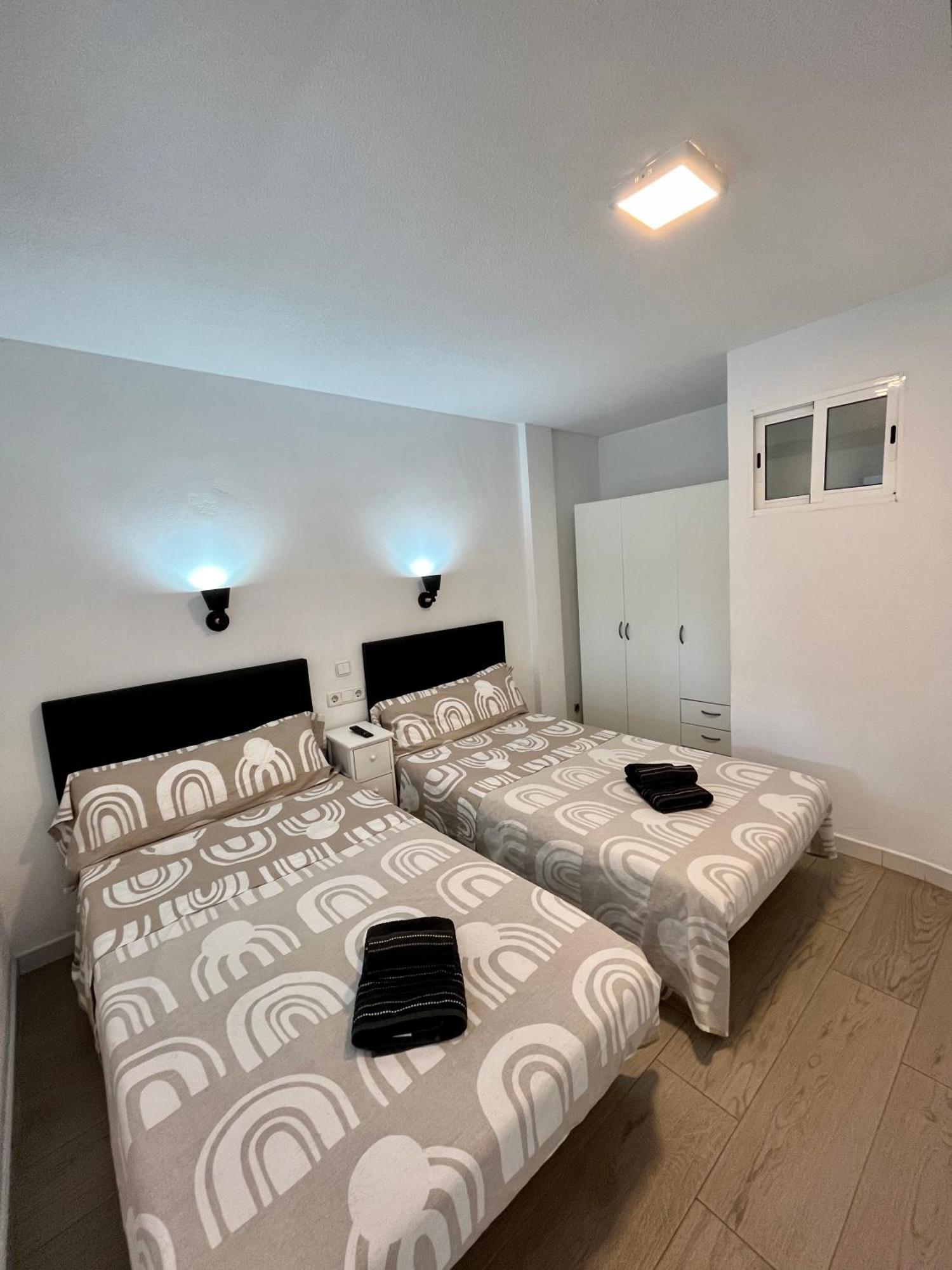 Ducado 41 Playa Apartment เบนิดอร์ม ภายนอก รูปภาพ